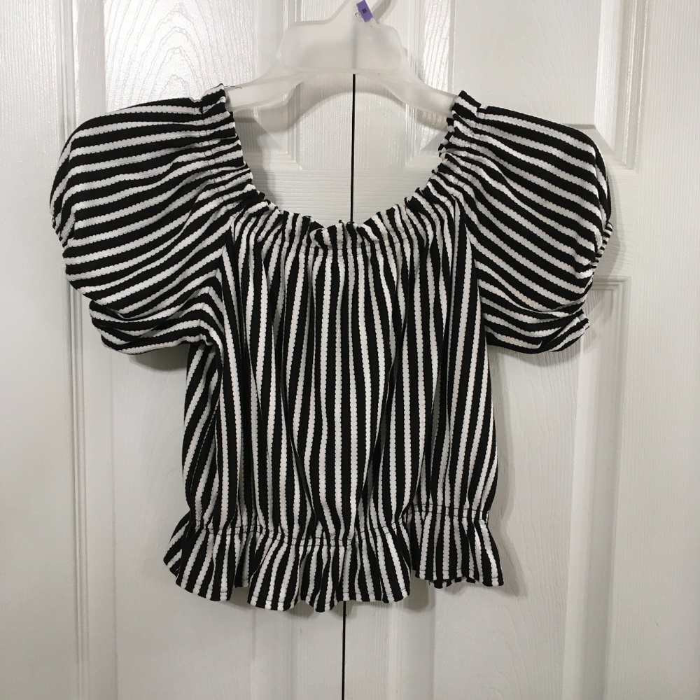 H&M Off The shoulder Crop Top